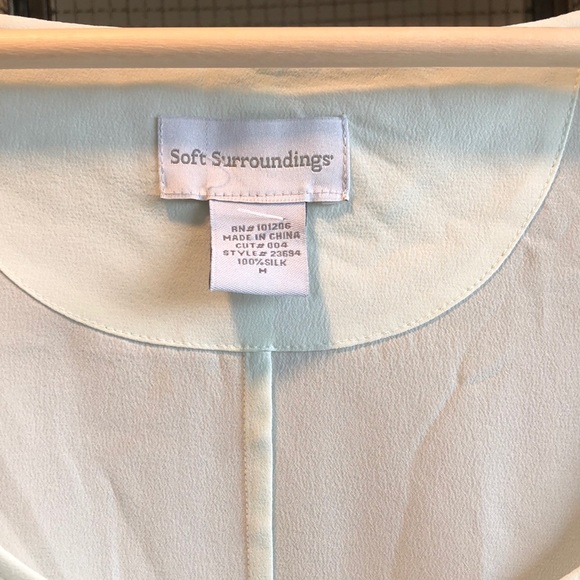 100% Silk Soft Surroundings Tunic Blouse - Picture 3 of 9